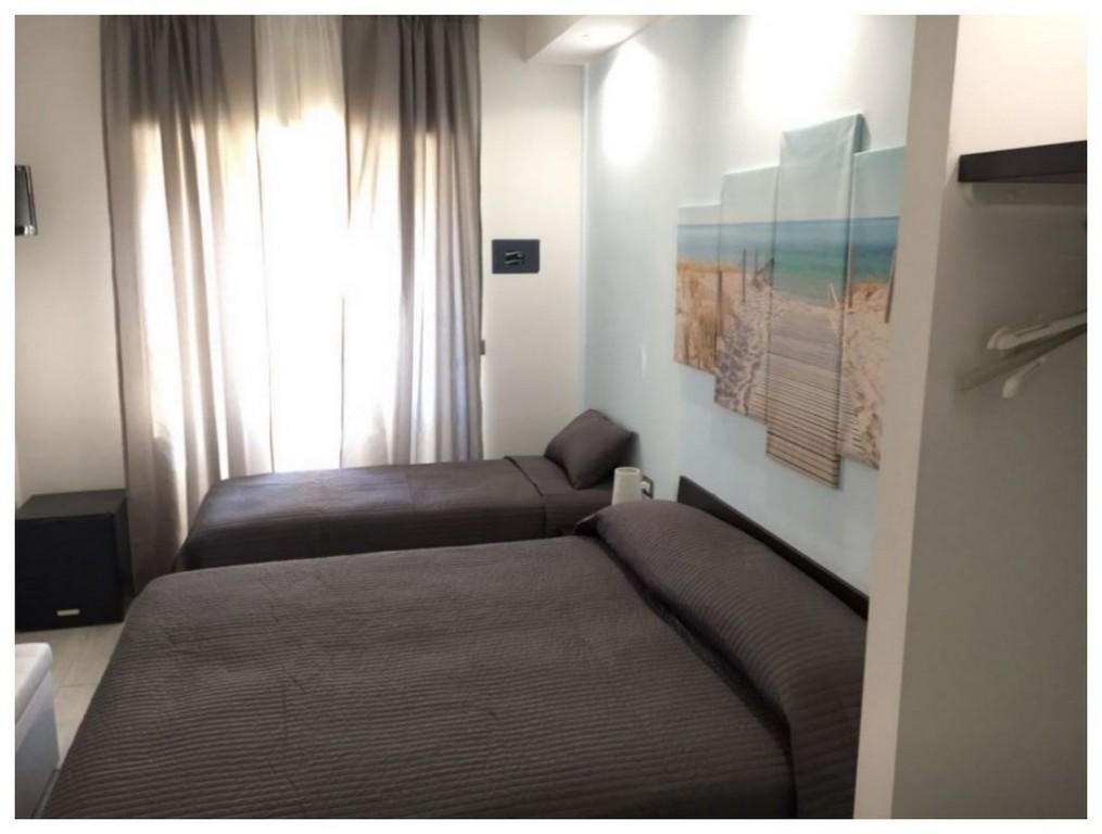 Rooms La Perla Del Mare Маргерита-ди-Савойя Экстерьер фото
